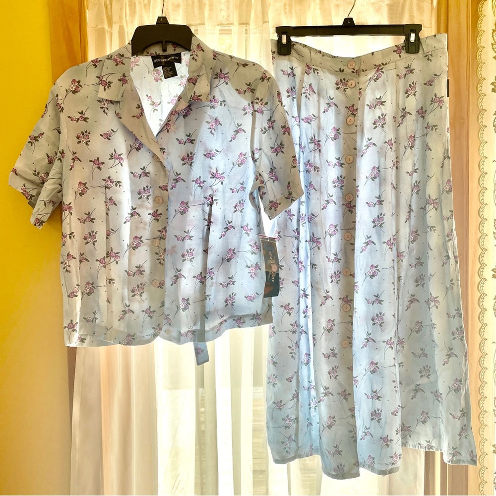Women’s Floral Two-Piece Set Size Large